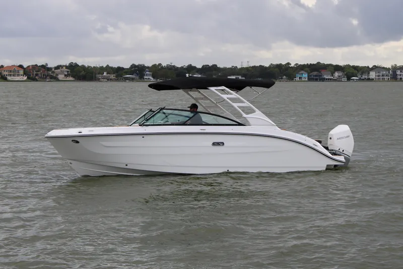 Slide: The Image of Sea Ray SDX 250 Outboard 2027 - 8