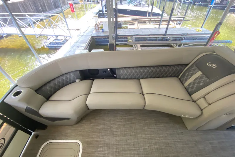 Slide: The Image of Luxurious seating on 2023 Barletta Lusso 25UCA pontoon boat at dock. - 31