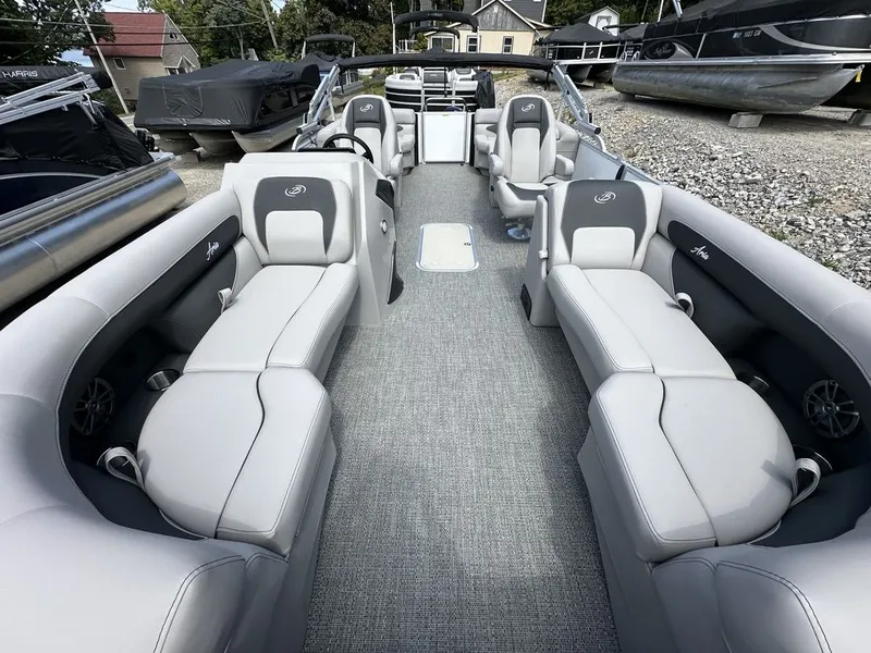Slide: The Image of Barletta Boats A22QC Triple-Toon 2026 - 34