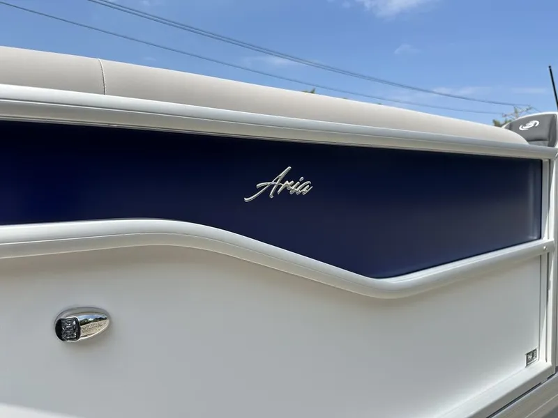 Slide: The Image of Barletta Boats A22QC Triple-Toon 2026 - 6