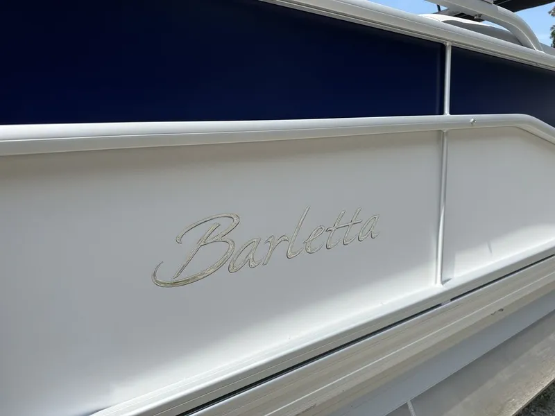 Slide: The Image of Barletta Boats A22QC Triple-Toon 2026 - 4