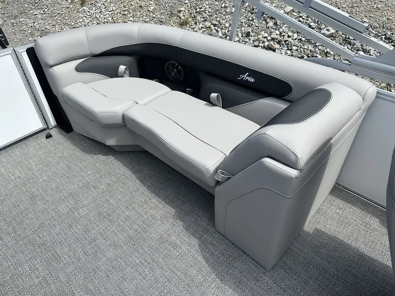 Slide: The Image of Barletta Boats A22QC Triple-Toon 2026 - 24