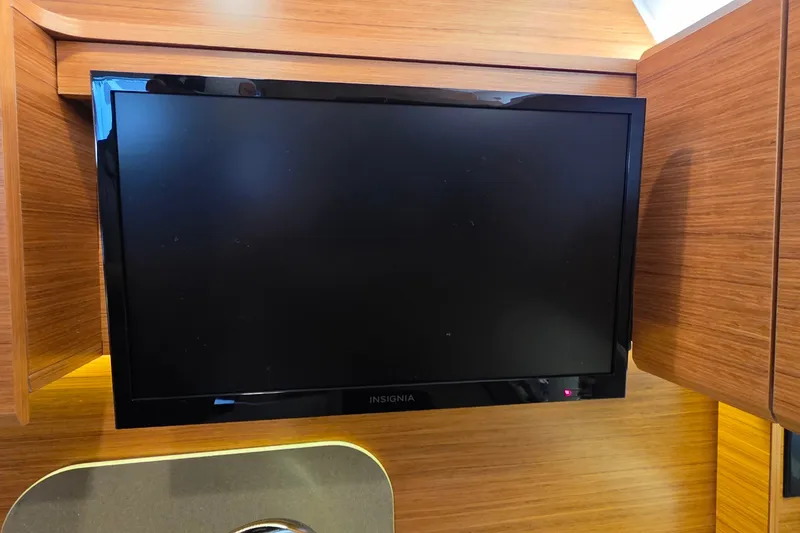 Slide: The Image of Flat-screen TV in Bavaria 360 Sport HT yacht interior, 2015 model. - 33