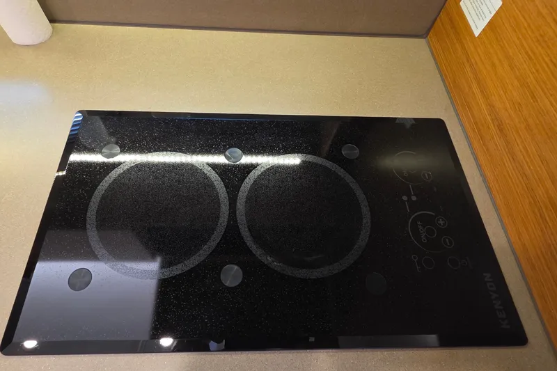 Slide: The Image of Modern Kenyon electric cooktop on Bavaria 360 Sport HT yacht, 2015 model. - 30