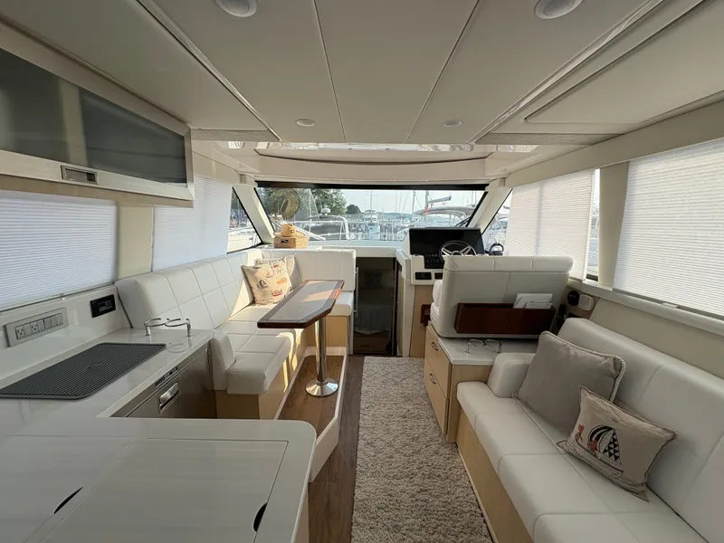 Slide: The Image of Regal 38 Grande Coupe 2024 - 57