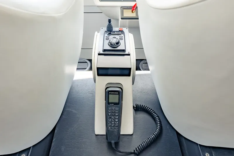 Slide: The Image of Control panel and communication device on a 2010 Pershing 80 yacht. - 48
