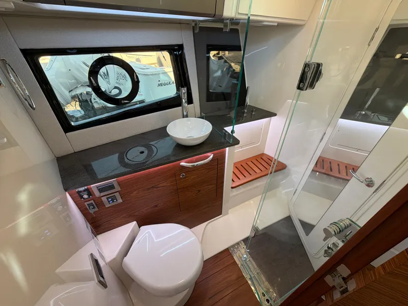 Slide: The Image of Boston Whaler 405 Conquest 2024 - 72