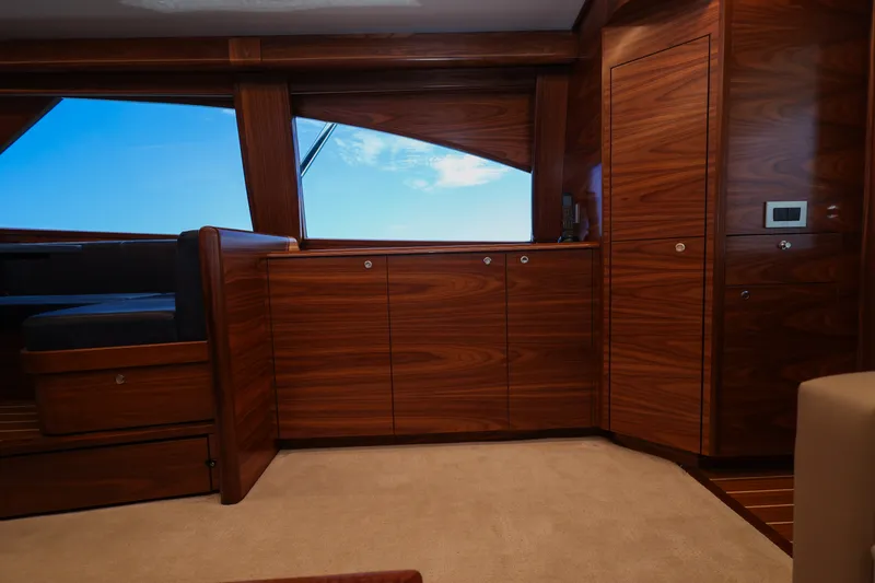 Slide: The Image of Viking 58 Convertible 2027 - 34