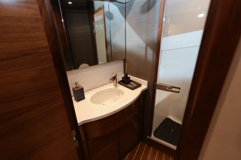 Slide: The Image of Viking 58 Convertible 2027 - 43