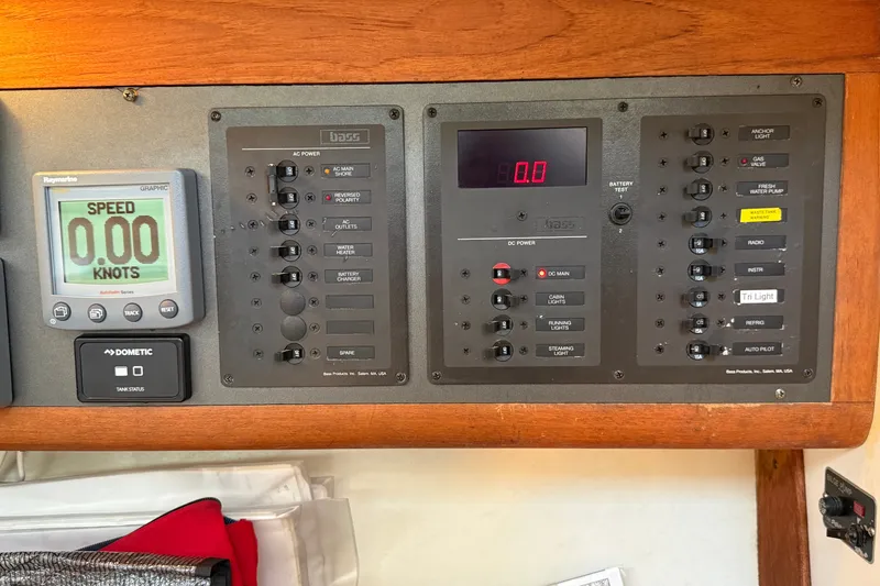 Slide: The Image of Control panel of a 1994 J Boats J/120 sailboat, displaying speed and power settings. - 33