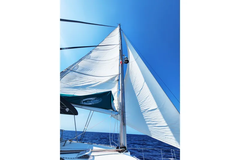 Slide: The Image of Main and 120% Genoa on Electric furler - 10