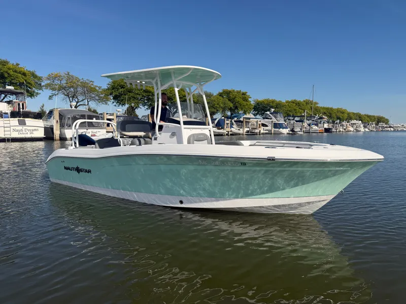 The Image of NauticStar 222L Offshore 2025 - 0