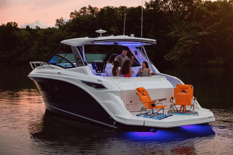 Slide: The Image of Sea Ray Sundancer 320 2027 - 77