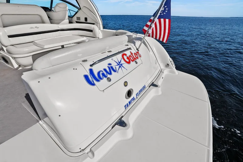 Slide: The Image of Sea Ray 420 Sundancer 2005 - 22
