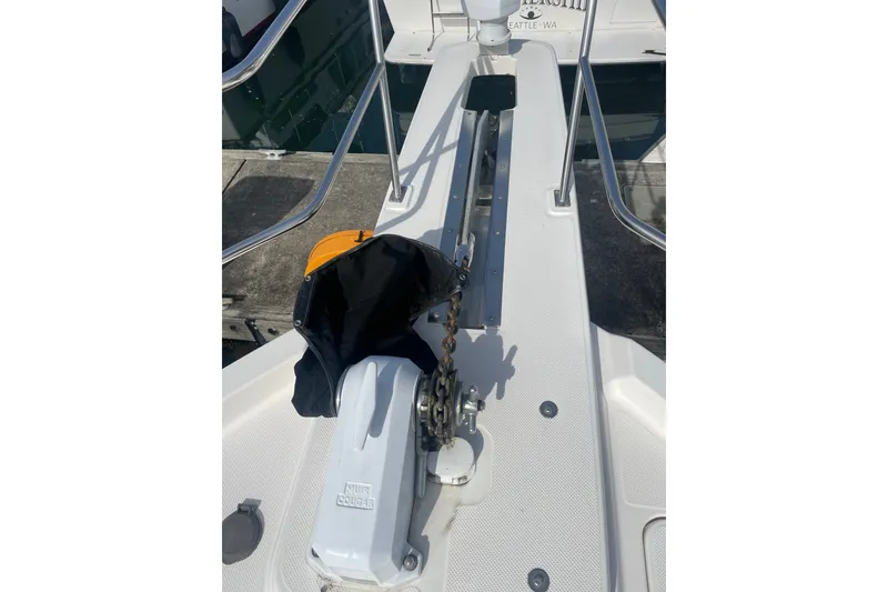 Slide: The Image of 1995 Bayliner 4788 Pilot House Motoryacht anchor system on deck, docked in Seattle. - 41
