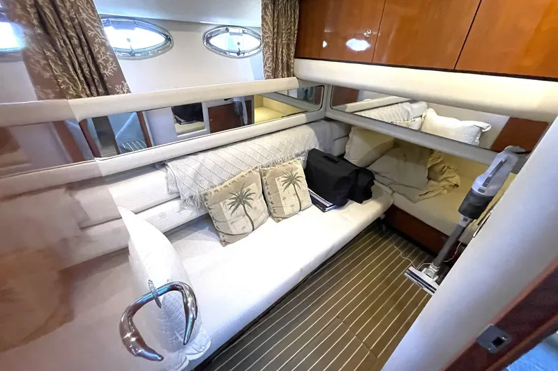 Slide: The Image of THIRD STATEROOM OVERVIEW - 25