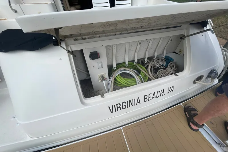 Slide: The Image of Sea Ray 480 Sedan Bridge 2003 - 49