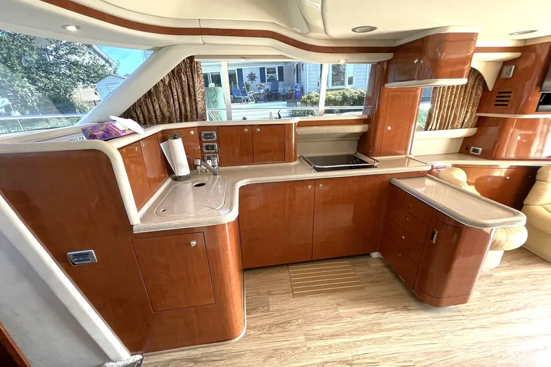 Slide: The Image of GALLEY OVERVIEW TO STBD. - 6