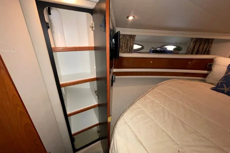 Slide: The Image of MASTER STATEROOM CLOSET TO PORT - 14