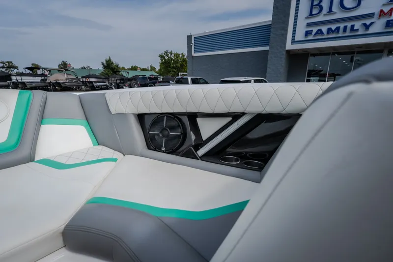 Slide: The Image of Interior of 2021 Tigé 21ZX boat with stylish seating and speaker system. - 34