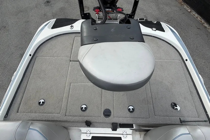 Slide: The Image of 2024 Nitro Z20 boat deck with seating and storage compartments. - 63