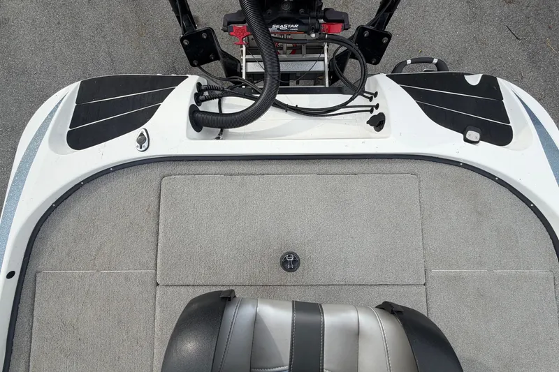 Slide: The Image of 2024 Nitro Z20 boat interior with seat and control panel. - 73