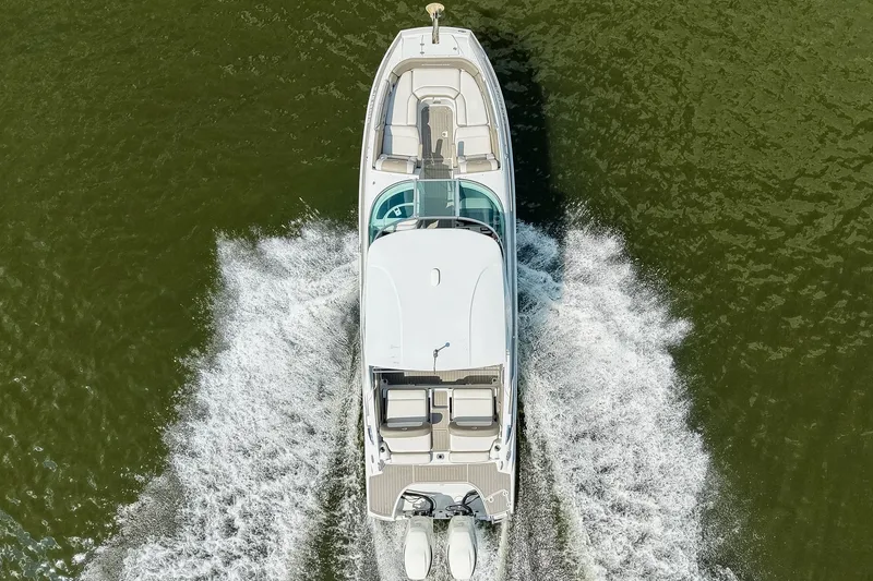 Slide: The Image of Crownline Boats Eclipse E305 XS 2020 - 52