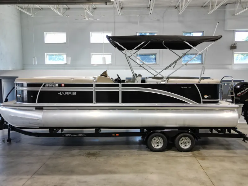 The Image of Harris Cruiser 240 2017 - 0