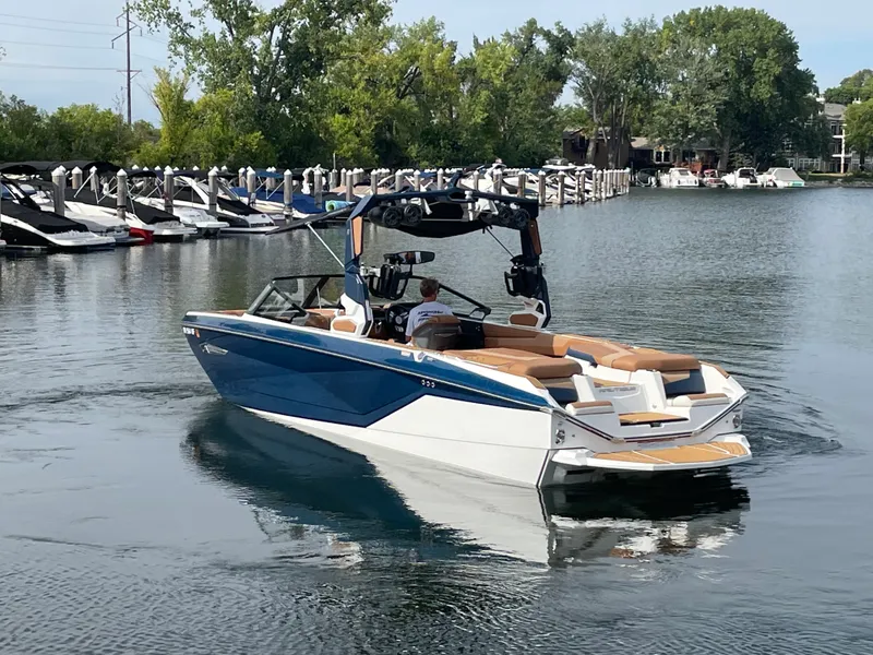 Slide: The Image of Nautique SUPER AIR G25 2022 - 1
