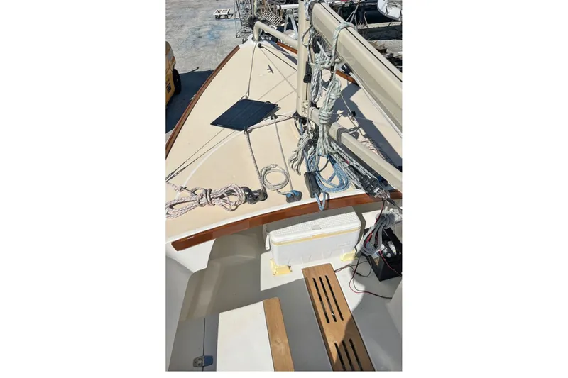 Slide: The Image of 2019 Alerion Express 20 sailboat deck with rigging and equipment. - 9