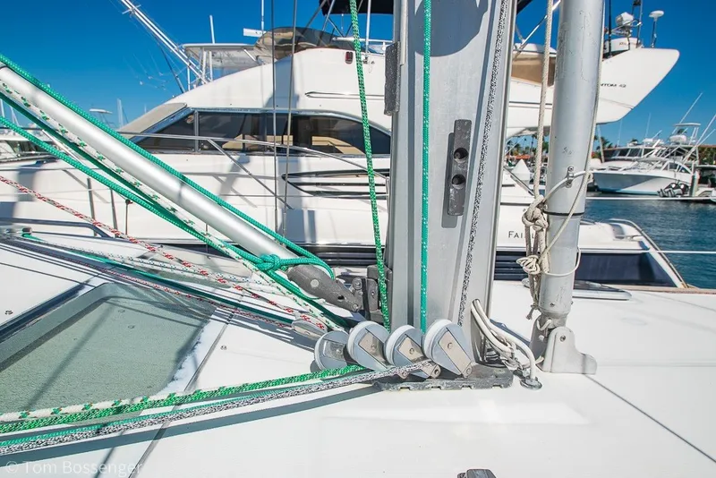 Slide: The Image of Close-up of rigging on a 2005 Beneteau Oceanis 423 sailboat in a marina. - 57