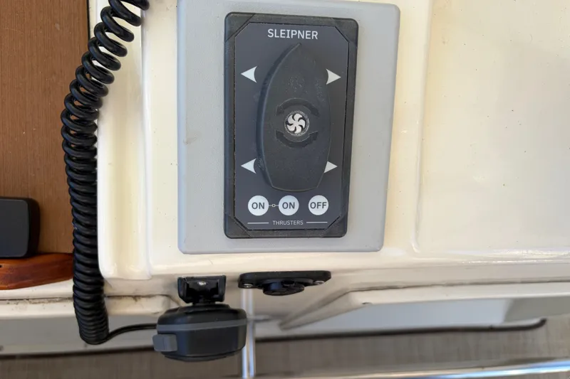 Slide: The Image of Control panel for Sleipner thrusters on a 2000 Albin 35 Tournament Express boat. - 52
