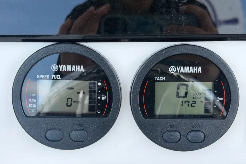 Slide: The Image of Yamaha speed and tachometer gauges on a 2025 Sea Fox 251 Bay Fox boat. - 25