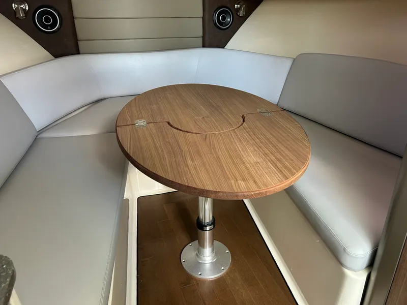 Slide: The Image of Boston Whaler 315 Conquest 2018 - 30