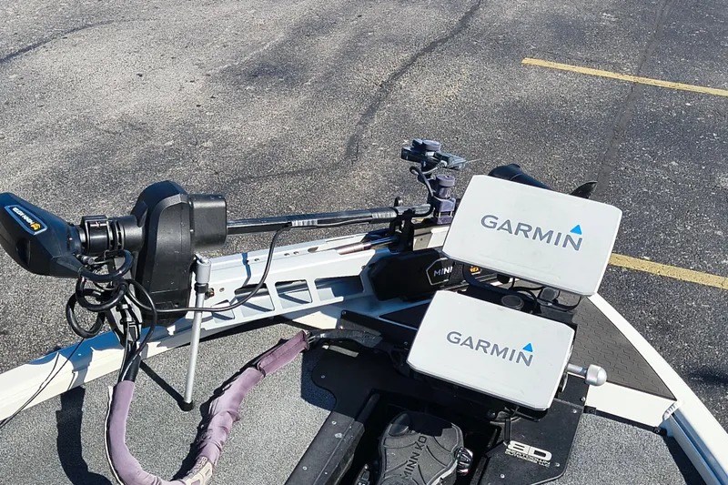 Slide: The Image of Fishing boat with Garmin electronics and trolling motor, Ranger ALPHA 208, 2025 model. - 17