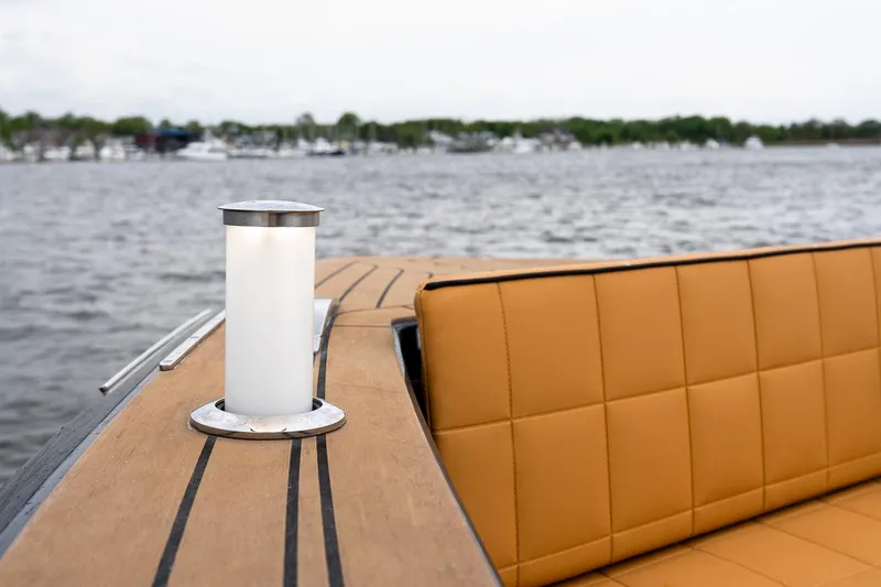 Slide: The Image of Luxury Pardo Yachts 43, 2025 model, featuring elegant deck and seating design. - 39