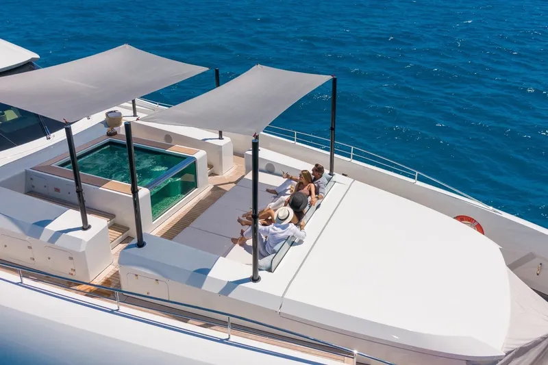 Slide: The Image of Luxury Rossinavi Vector 50m yacht with sunbathing area and jacuzzi, 2020 model. - 31