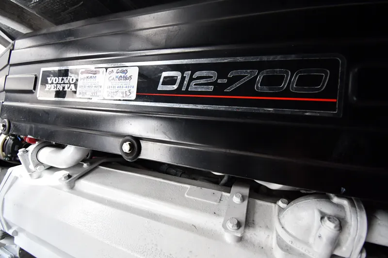 Slide: The Image of Volvo Penta D12-700 engine in 2003 Cruisers Yachts 5000 Sedan Sport. - 85