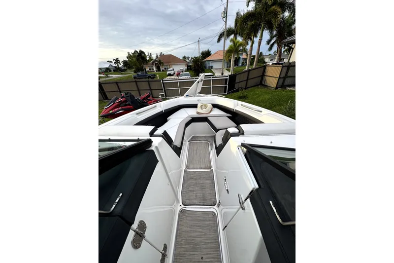Slide: The Image of 2022 Cobalt R6 Outboard boat with sleek interior and spacious seating. - 5
