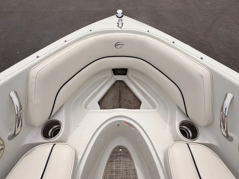 Slide: The Image of Crownline Boats 185SS 2009 - 46