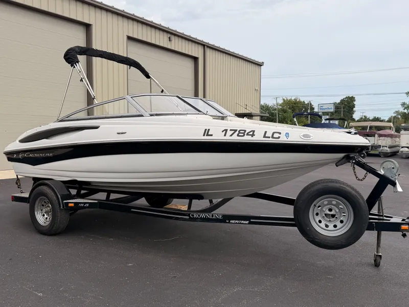 Slide: The Image of Crownline Boats 185SS 2009 - 5