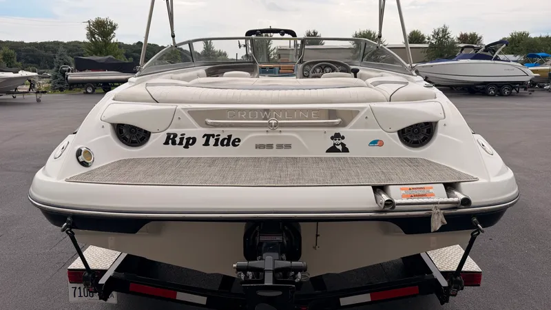 Slide: The Image of Crownline Boats 185SS 2009 - 10
