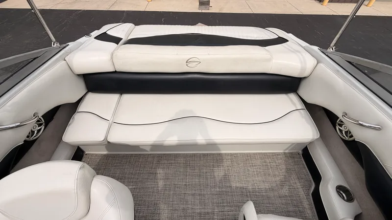 Slide: The Image of Crownline Boats 185SS 2009 - 19