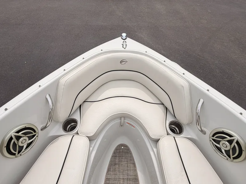 Slide: The Image of Crownline Boats 185SS 2009 - 45