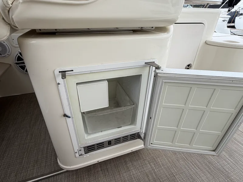 Slide: The Image of Sea Ray 340 AMBERJACK 2003 - 11