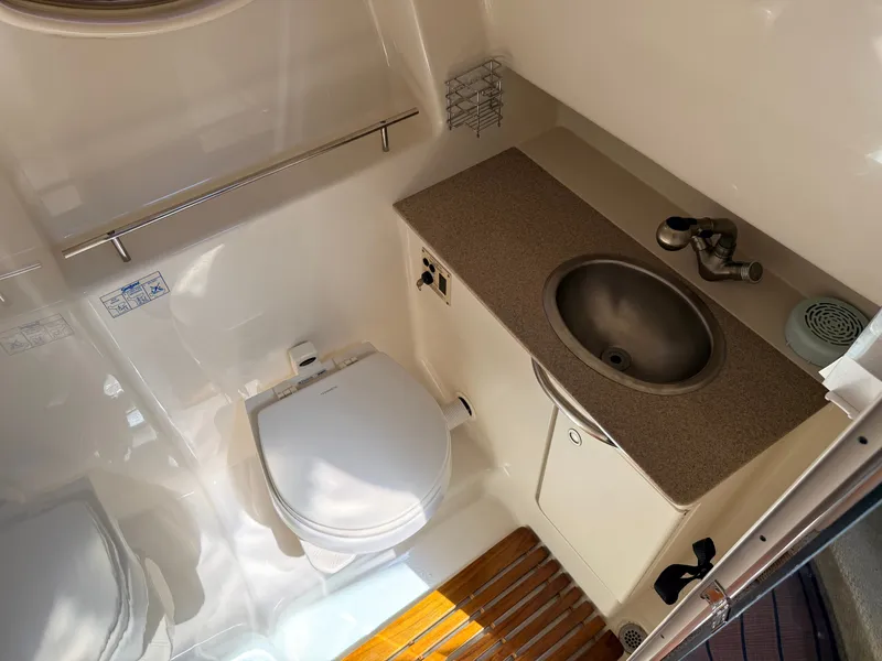 Slide: The Image of Sea Ray 290 Sundancer 2007 - 14