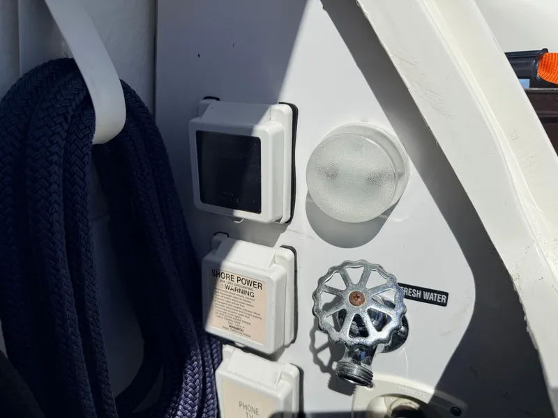 Slide: The Image of Sea Ray 290 Sundancer 2007 - 16