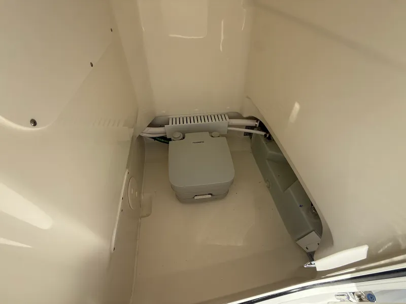 Slide: The Image of Boston Whaler 210 Montauk 2027 - 15
