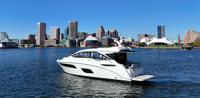 Slide: The Image of Sea Ray 460 Express Cruiser 2018 - 63