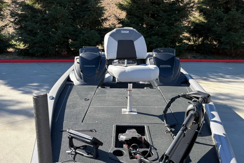 Slide: The Image of 2027 Tracker Pro Team 195 boat with seating and equipment on deck. - 17